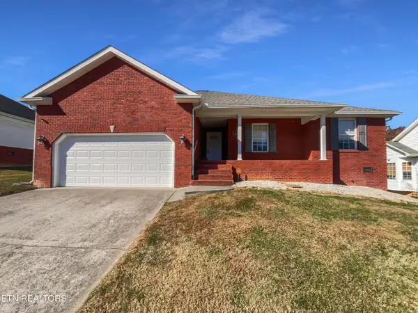 823 Colonial Estates Way, Knoxville, TN 37920