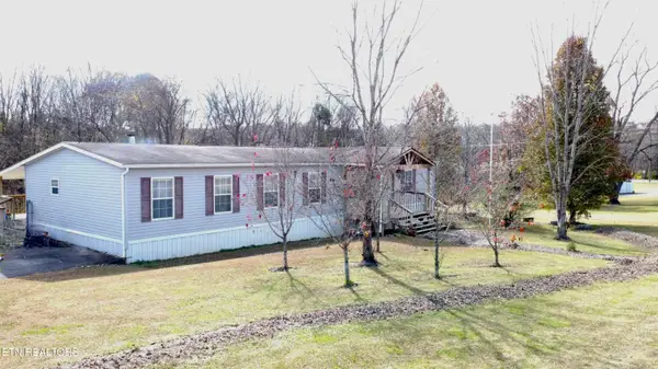 9202 Strawberry Plains Pike, Strawberry Plains, TN 37871