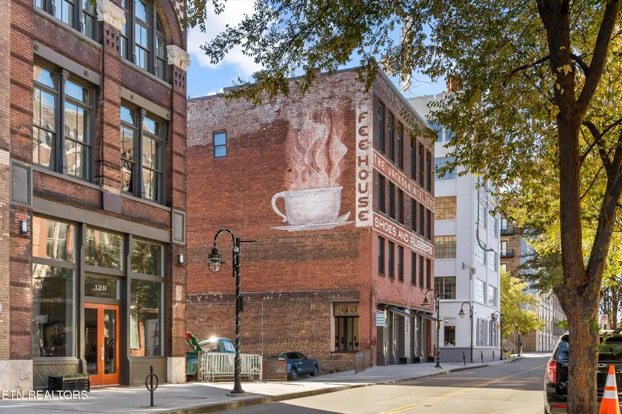 130 W Jackson Ave #302, Knoxville, TN 37902 - Image #2