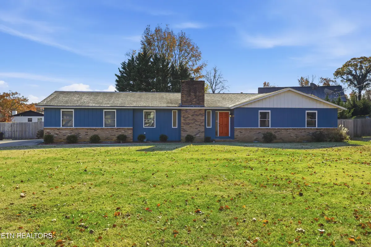 1021 Oxford Hills Drive, Maryville, TN 37803 - Image #1