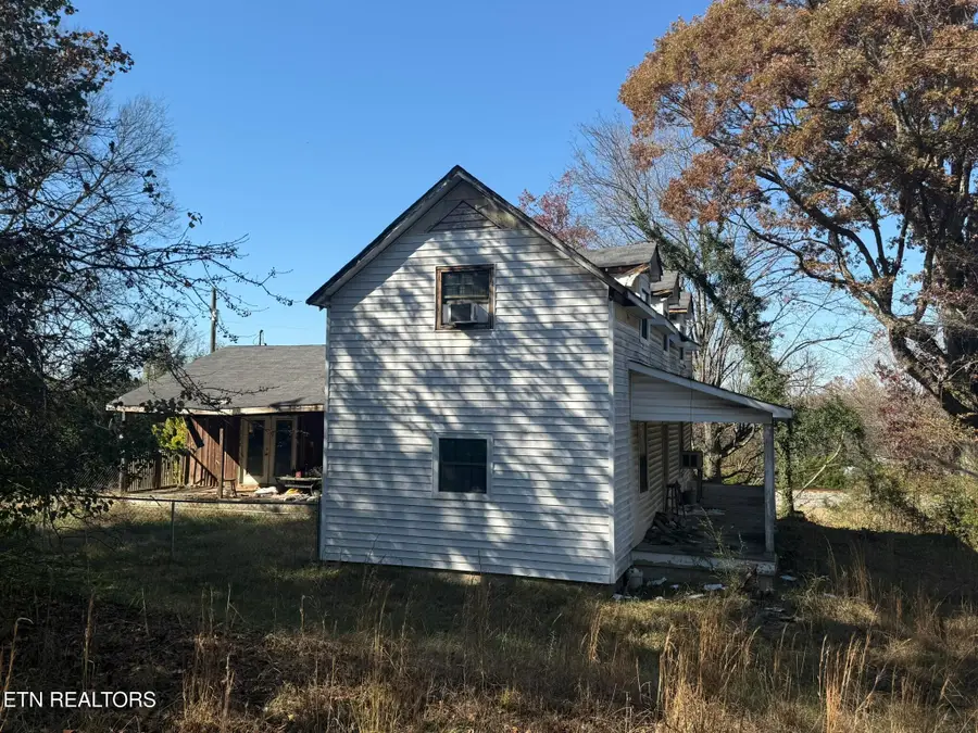 301 Depot St, Vonore, TN 37885 - Image #3