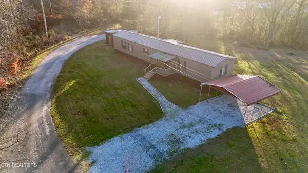 230 Company Circle, Helenwood, TN 37755