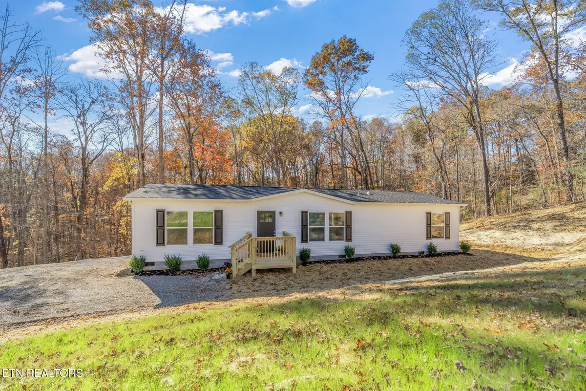 235 Clear Springs Rd, Harriman, TN 37748 - Image #1