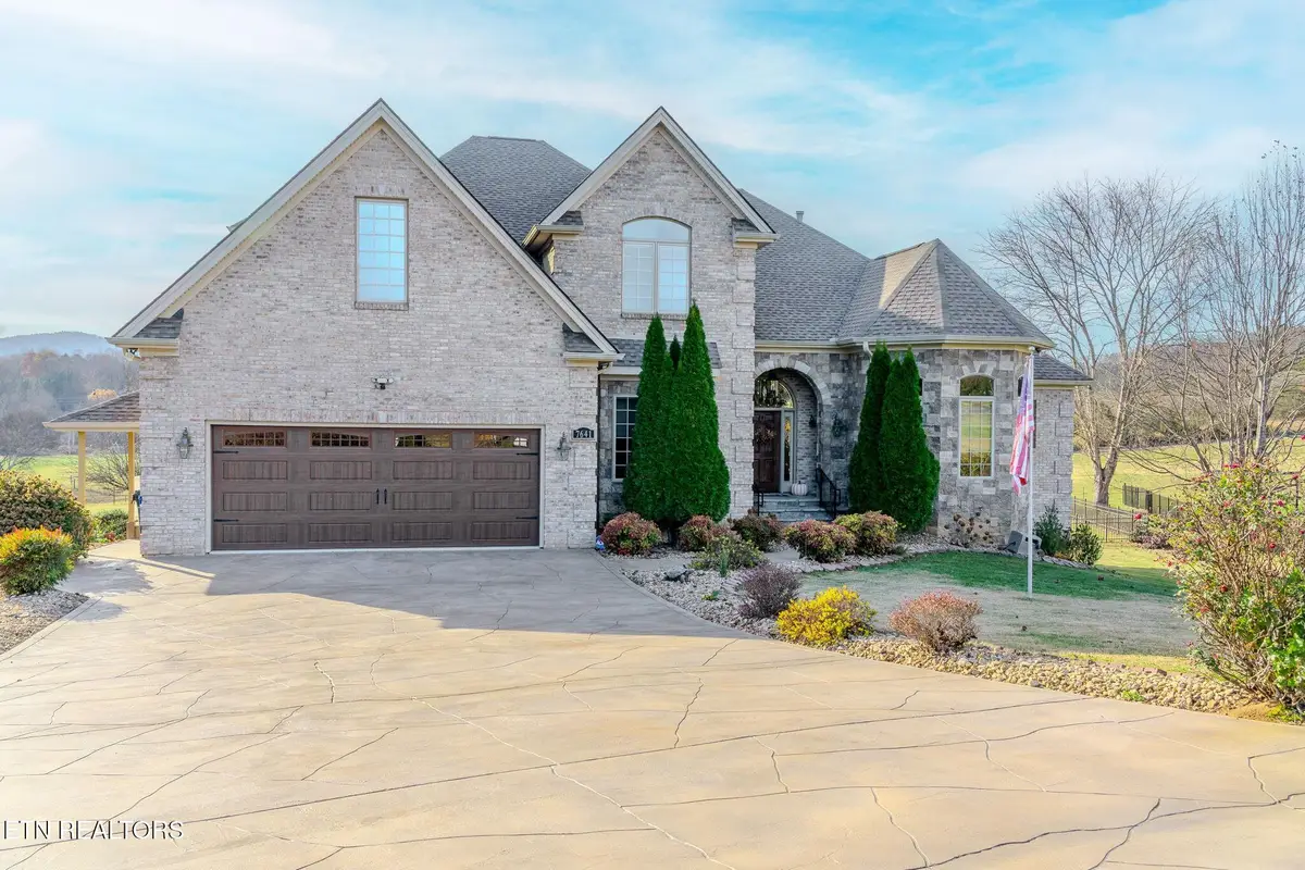 7641 Powderhorn Tr, Townsend, TN 37882 - Image #1