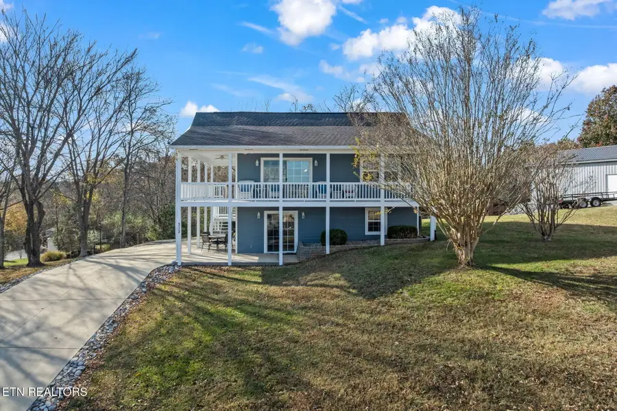312 Cosby Parris Rd, Byrdstown, TN 38549 - Image #2