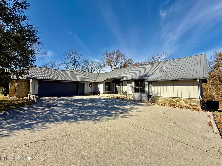 2257 Shinbone Rd, Sevierville, TN 37876 - Image #2