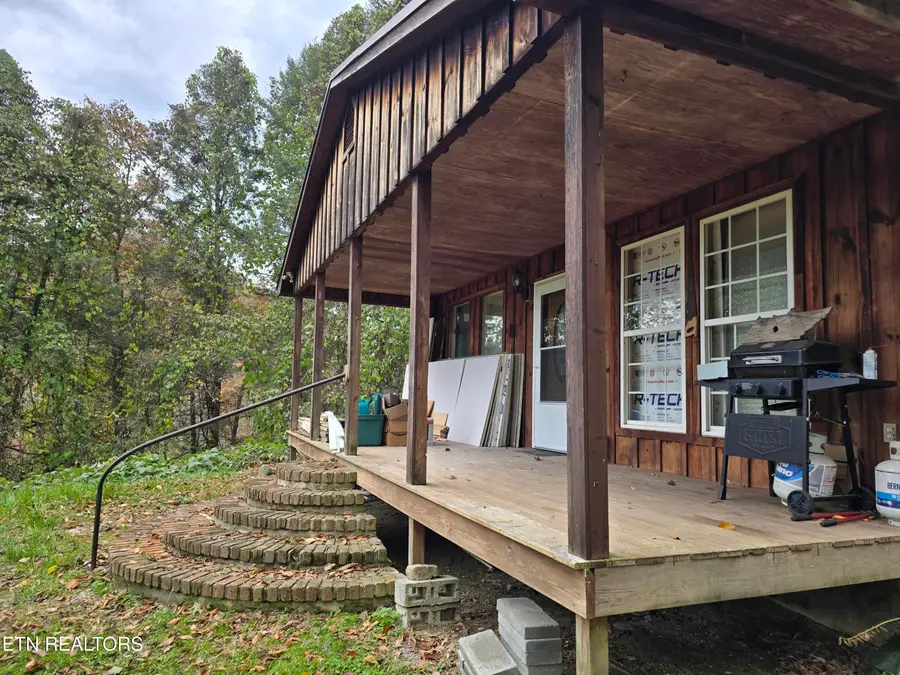 4060 Tazewell Hwy, Sneedville, TN 37869 - Image #2