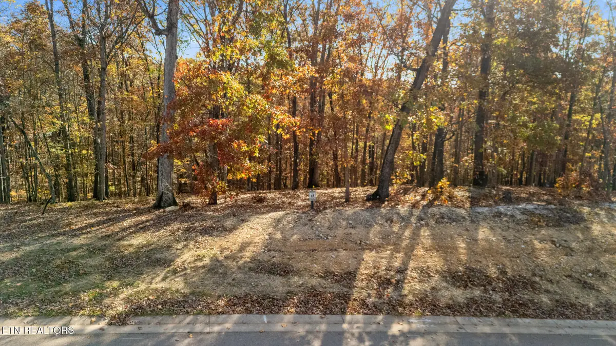 2148 Old Dogwood Tr, Loudon, TN 37774 - Image #1