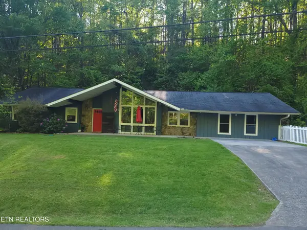 745 Hidden Valley Rd, Gatlinburg, TN 37738