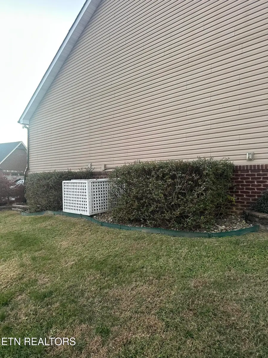 156 Stonefield Drive, Harrogate, TN 37752 - Image #3