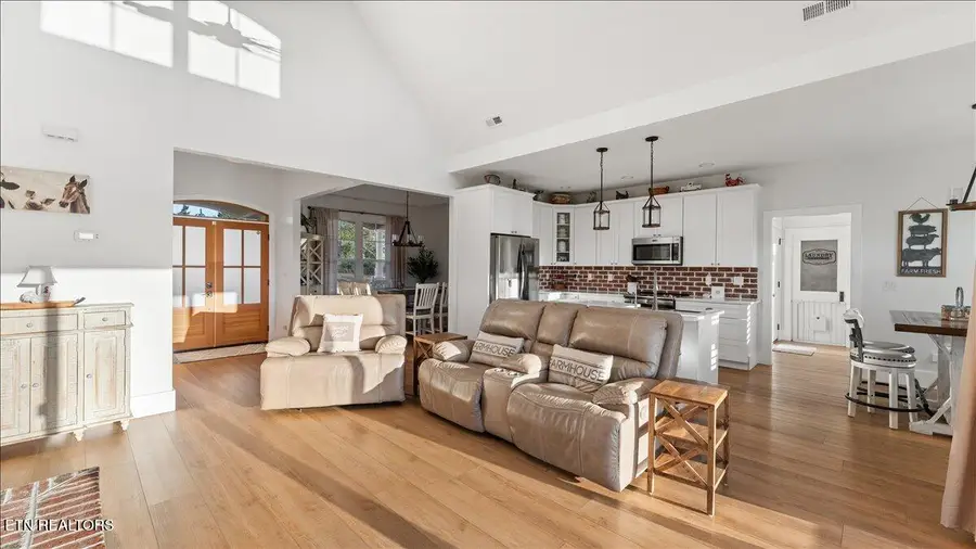 681 Grassy Creek Rd, Greeneville, TN 37743 - Image #3