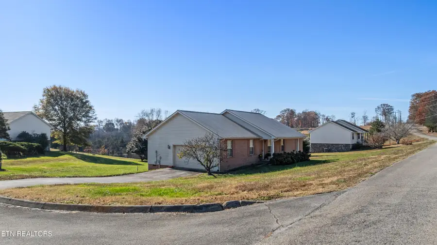 1325 Prairie Place Place, Greenback, TN 37742 - Image #3
