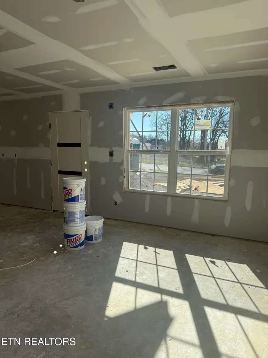 207 Andy Carr Ave, Alcoa, TN 37701 - Image #3