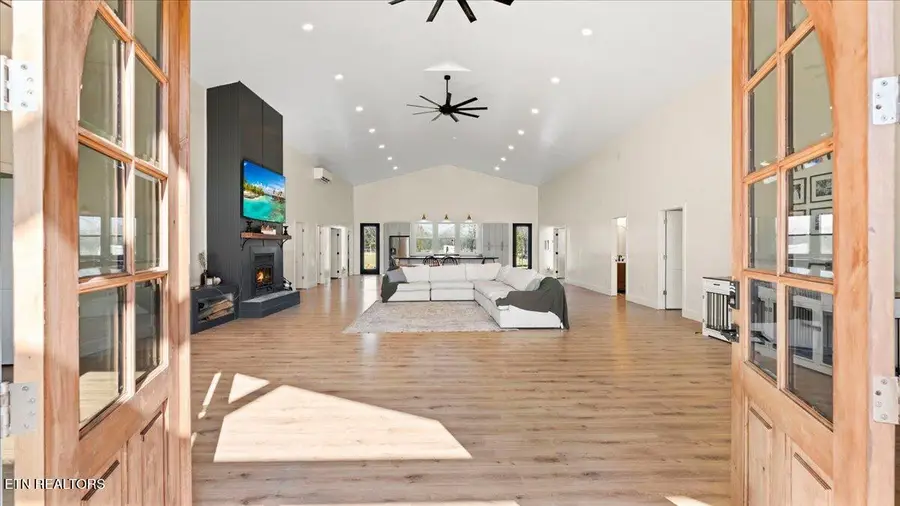 143 Hamilton Rd, Kingston, TN 37763 - Image #3