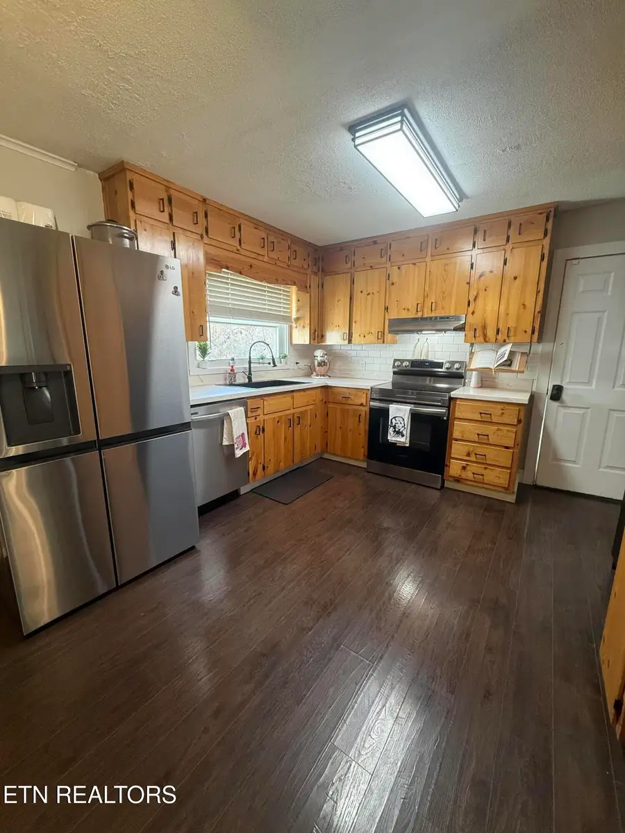 8520 Heiskell Rd, Powell, TN 37849 - Image #3