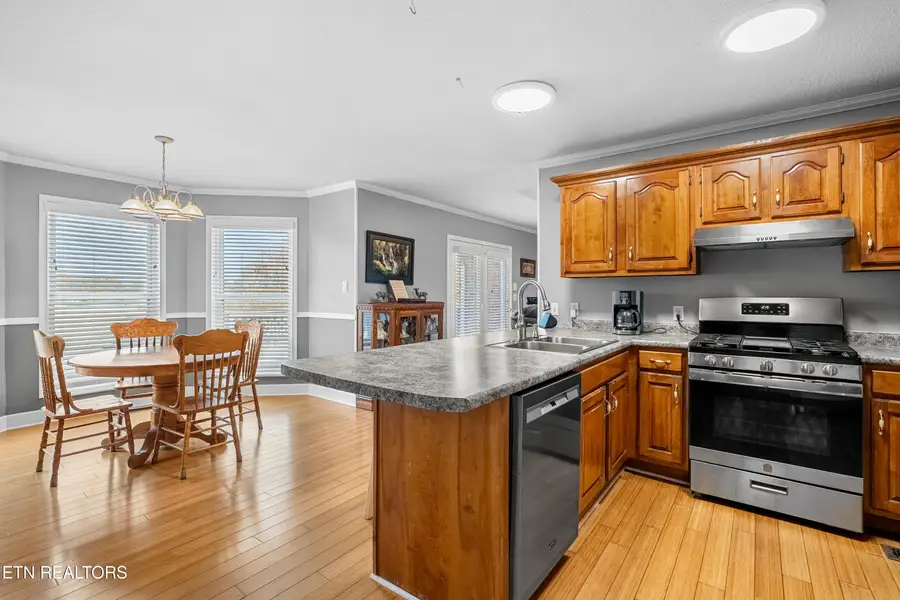 4708 Shaw Ferry Rd, Lenoir City, TN 37772 - Image #2