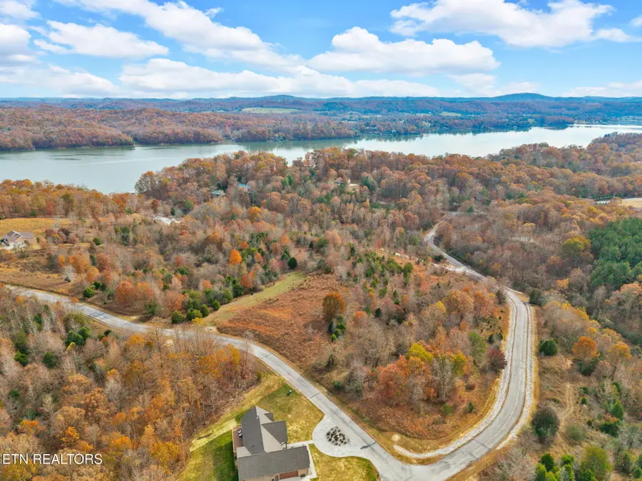 Emerald Pointe Circle, Rockwood, TN 37854 - Image #2