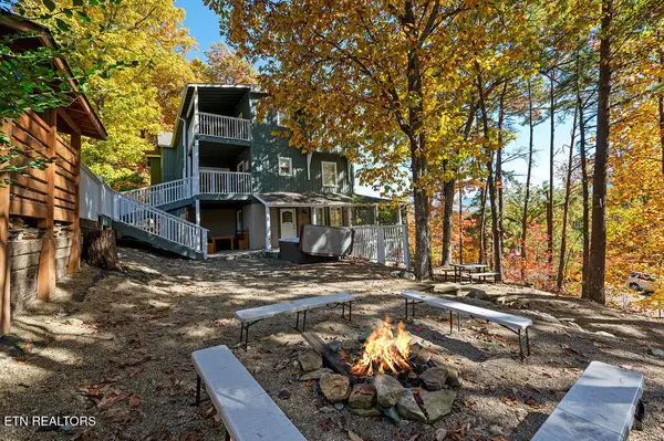 1106 Tanrac Tr, Gatlinburg, TN 37738