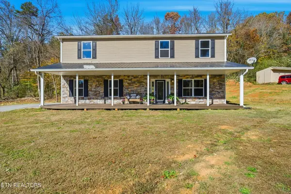 8715 Joe Daniels Rd, Knoxville, TN 37931