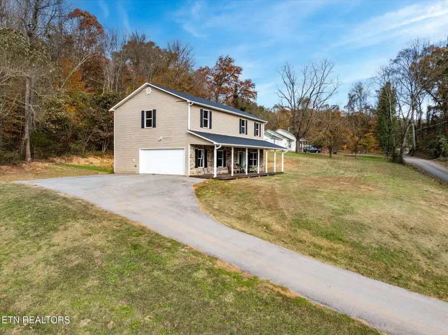 8715 Joe Daniels Rd, Knoxville, TN 37931 - Image #2