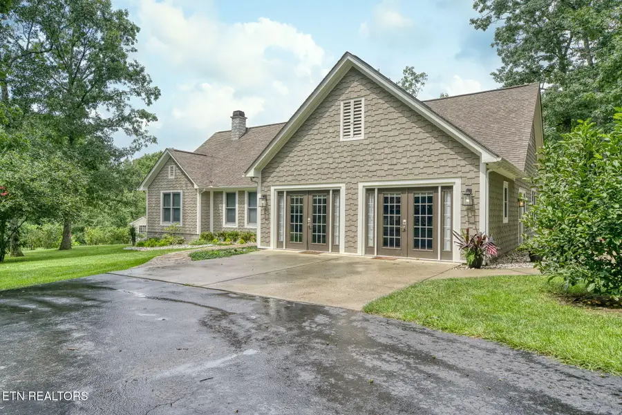 345 Myra Drive, Crossville, TN 38572 - Image #2