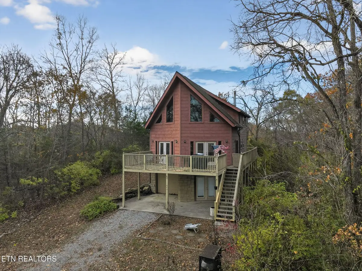 945 Cedar Springs Valley Rd, Sevierville, TN 37876 - Image #1