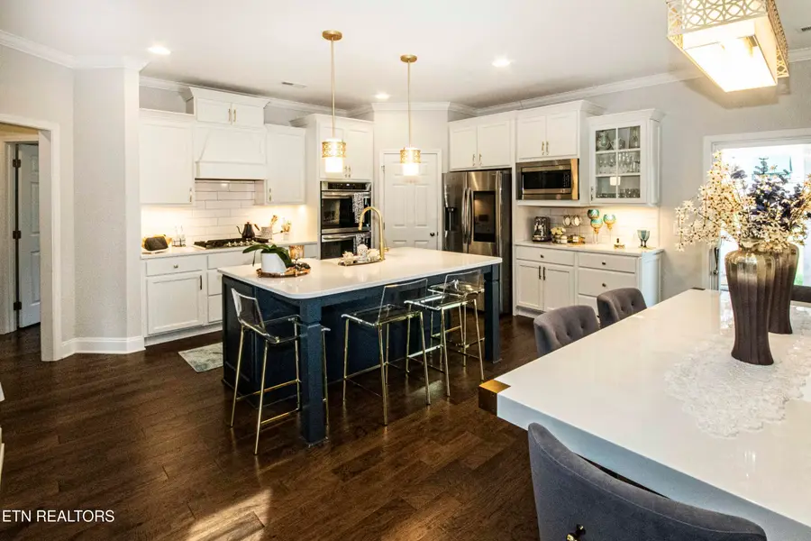 1424 Staffwood Rd, Knoxville, TN 37922 - Image #2