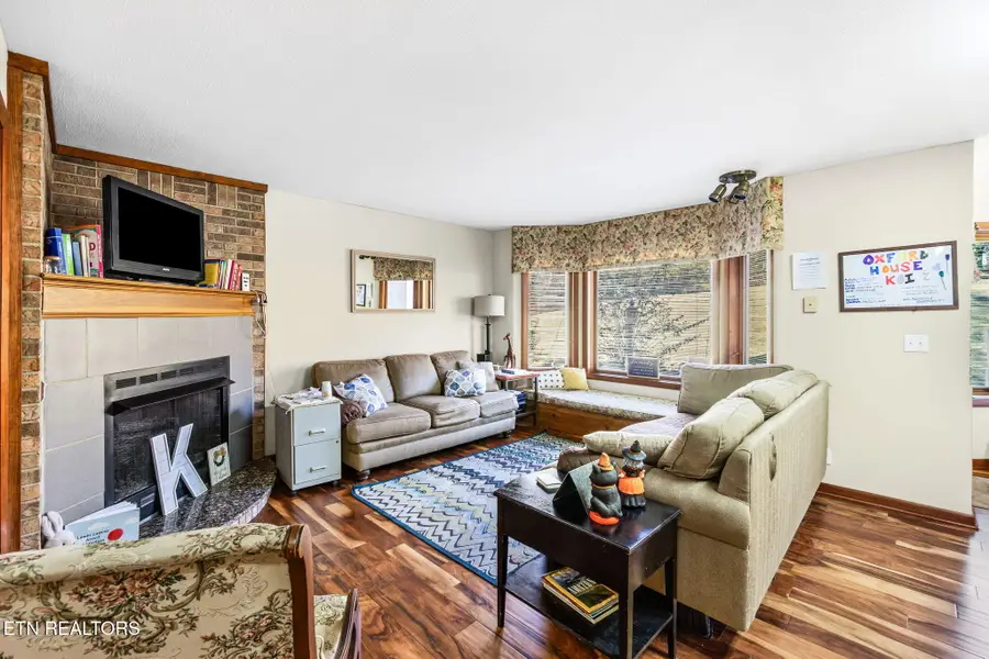 827 Crescent Drive, Cookeville, TN 38501 - #2