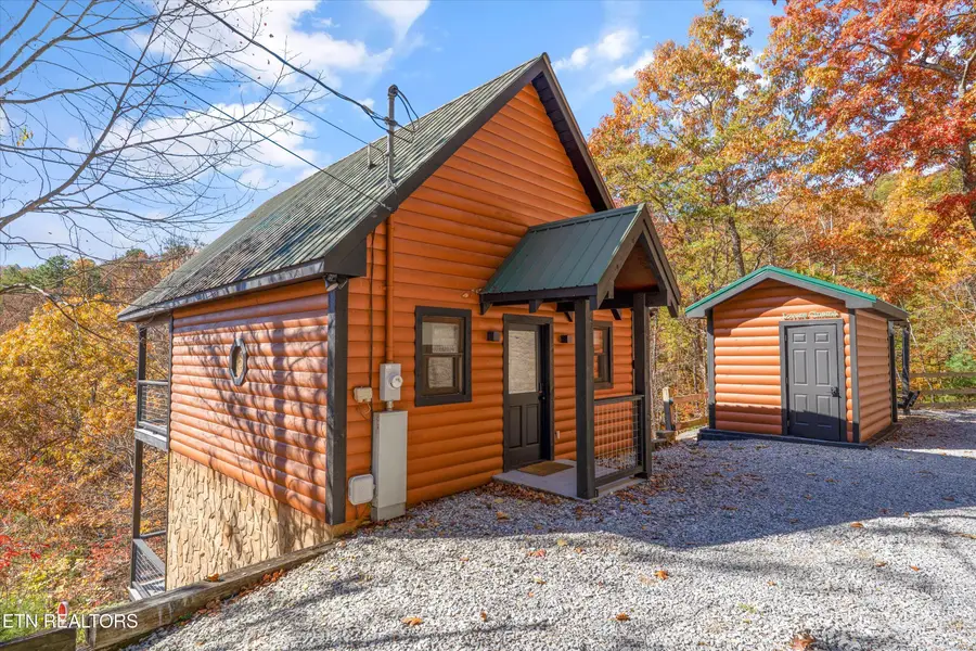 3898 Millers Ridge Way, Sevierville, TN 37862 - Image #2