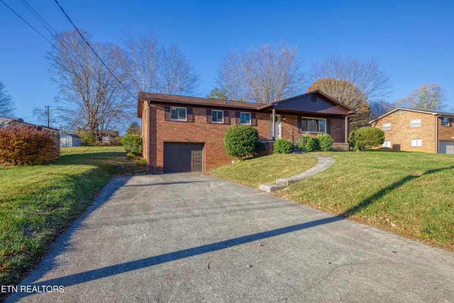 7425 Palmyra Drive, Knoxville, TN 37918 - Image #3