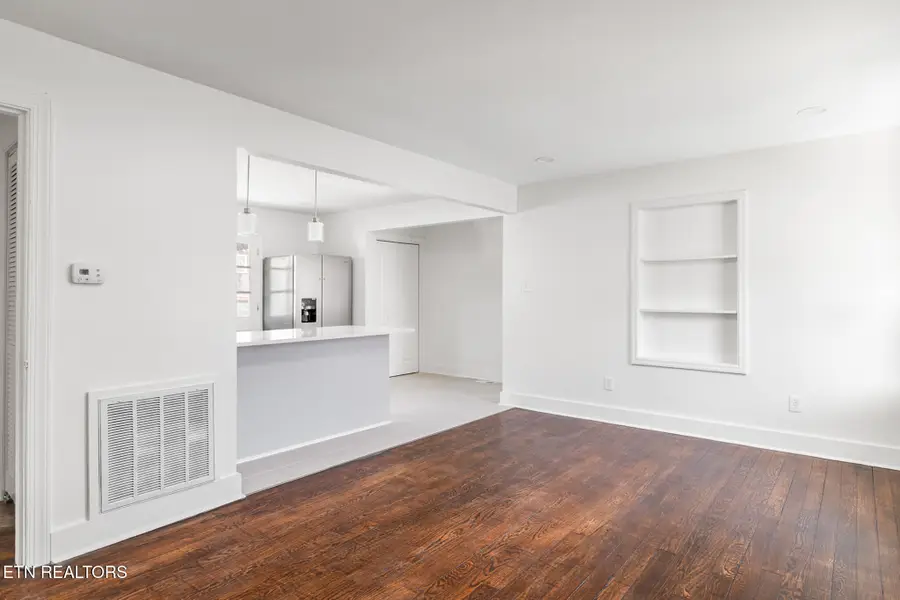 921 Shamrock Ave, Knoxville, TN 37917 - Image #3