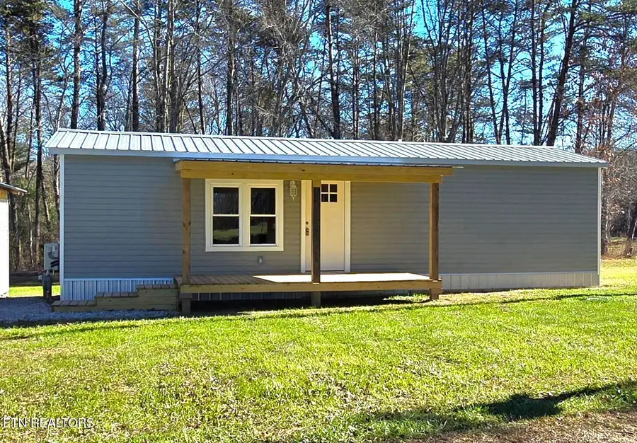 910 Barnett Bridge Rd, Lancing, TN 37770 - Image #2