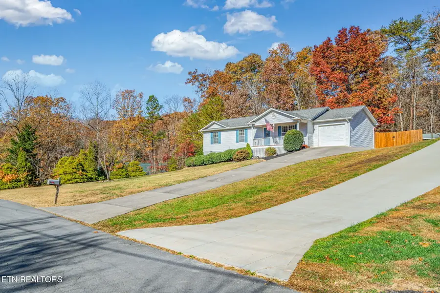 172 Edgewood Drive, Powell, TN 37849 - Image #2