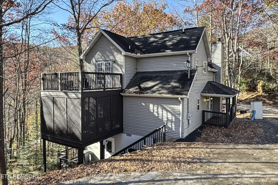 802 Crystal Branch Way, Gatlinburg, TN 37738 - Image #2