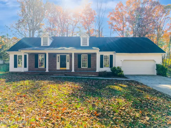 521 Hickory Woods Rd, Knoxville, TN 37934