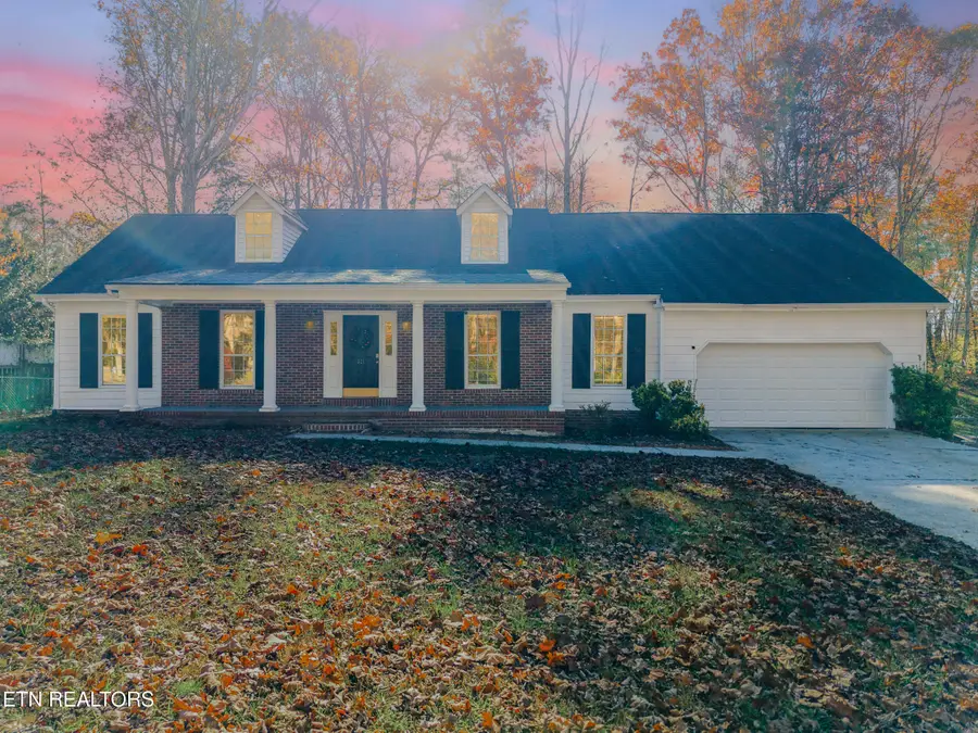 521 Hickory Woods Rd, Knoxville, TN 37934 - Image #2