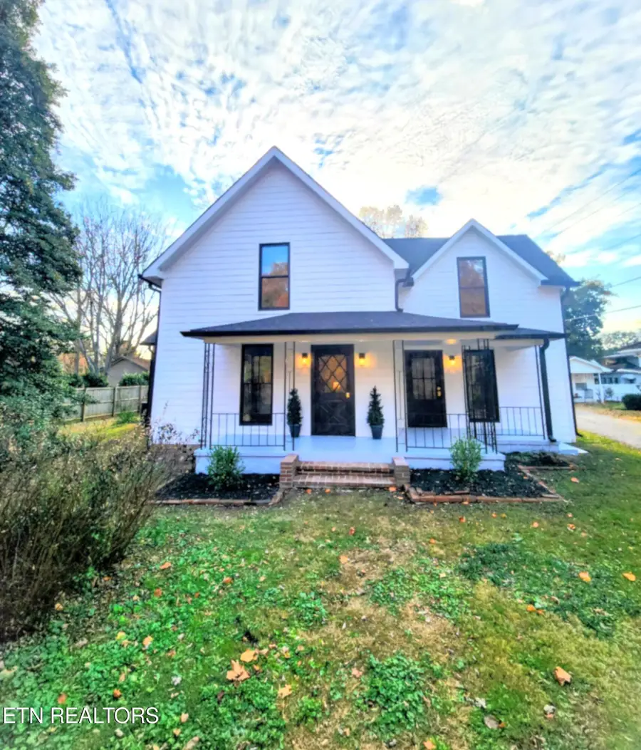 1011 S Court St, Maryville, TN 37803 - Image #3