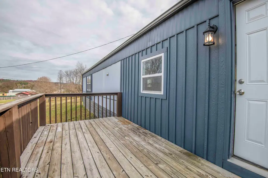 131 Valleyview Drive, Loudon, TN 37774 - Image #3