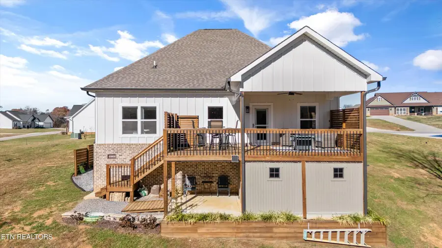 856 Pinebrooke Drive, Maryville, TN 37801 - Image #2