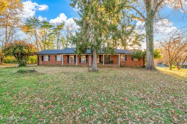 8808 Regent Lane, Knoxville, TN 37923