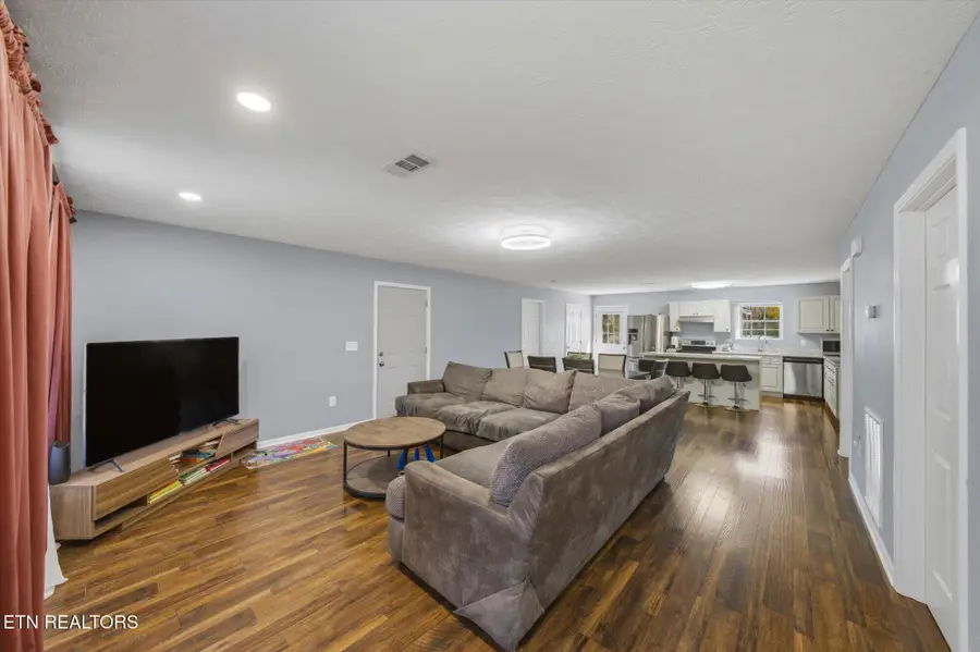 1250 Tramel Rd, Sevierville, TN 37862 - Image #2