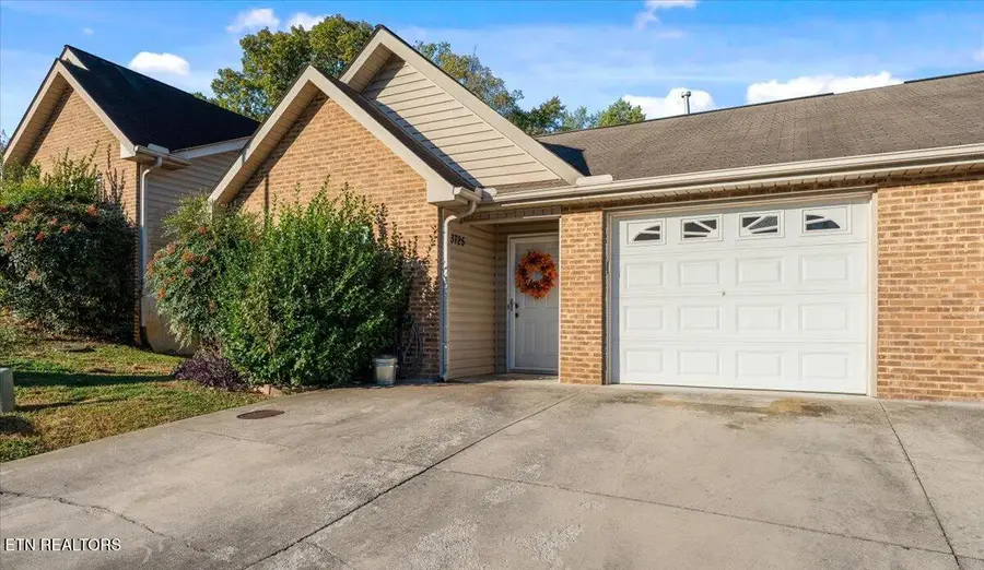 3725 Willow Falls Way, Knoxville, TN 37917 - Image #2