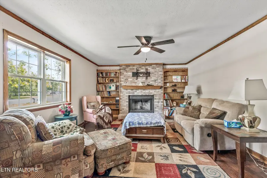 9438 Morgan County Hwy, Sunbright, TN 37872 - Image #3