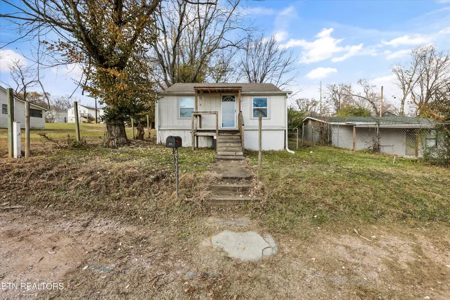 917 W Emerald Ave, Knoxville, TN 37921 - Image #3