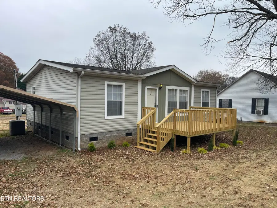 805 Park St, Sweetwater, TN 37874 - Image #2