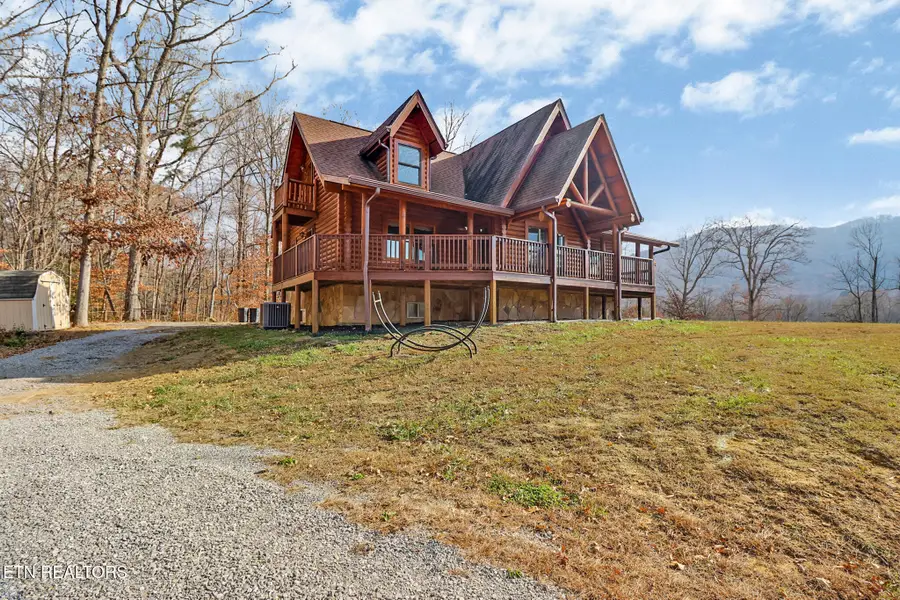 587 Flat Fork Rd, Wartburg, TN 37887 - Image #3