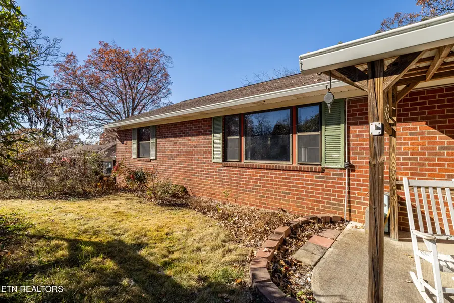 2609 Patrick Ave, Maryville, TN 37804 - Image #2
