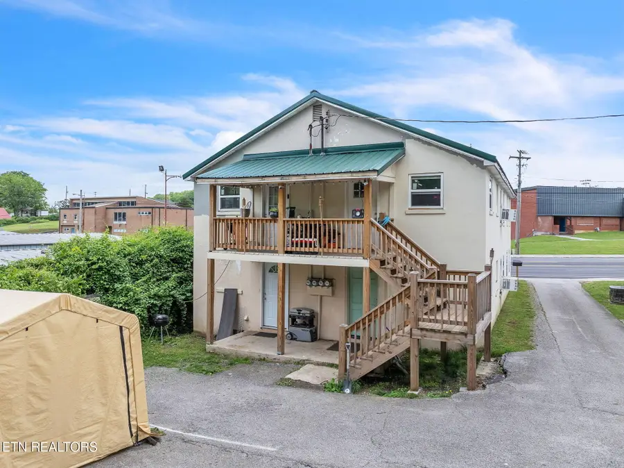 N 929 N Roane St St, Harriman, TN 37748 - Image #2