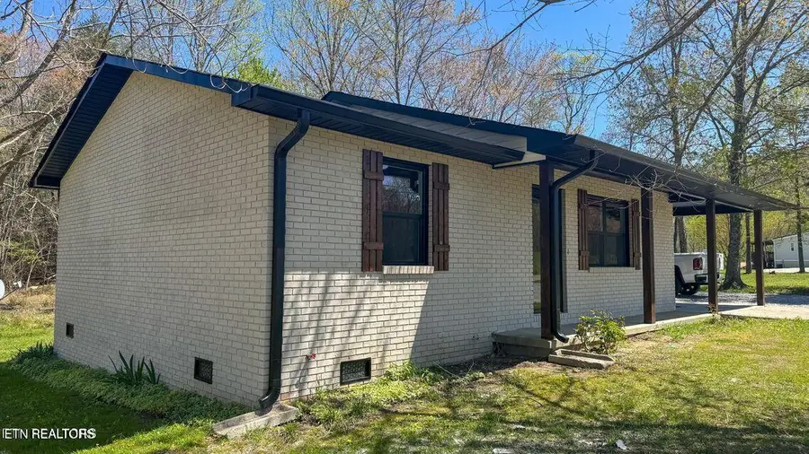 2315 Pine Grove Rd, Winfield, TN 37892 - Image #3