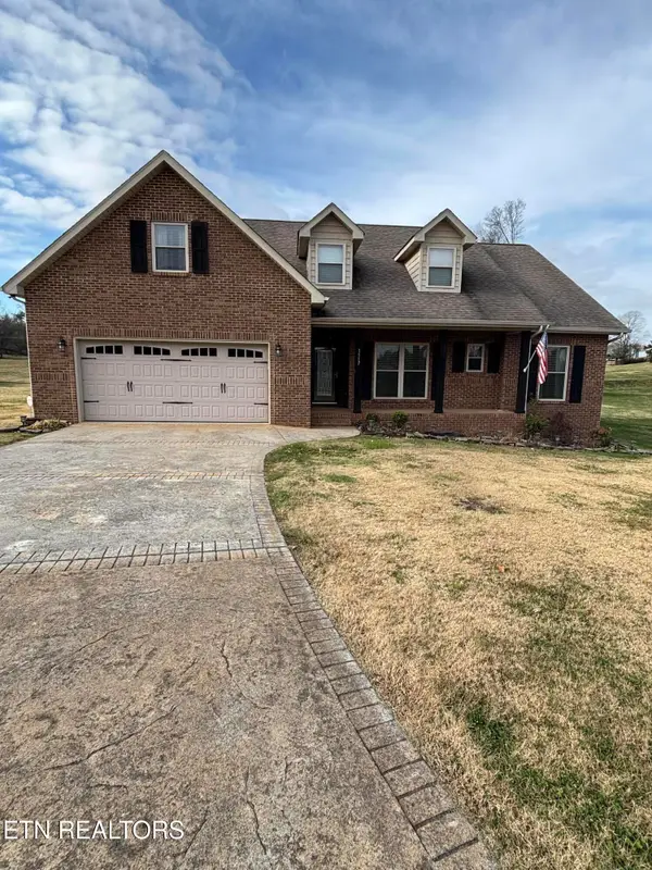 1117 Chesty Puller Circle, Maryville, TN 37803